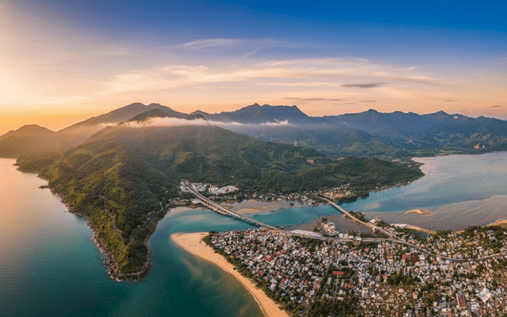 Lang Co Beach is located in Phu Loc District, Thua Thien Hue Province, in Central Vietnam